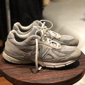 New Balance 990 V3 size 9